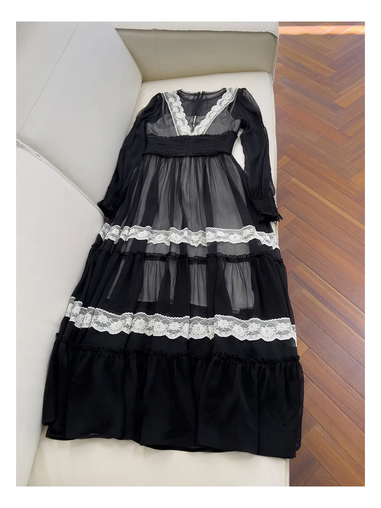 Haute Couture Black Contrast Lace Midi Dress Lantern Sleeves, Round Neck  Casual Dress Size Chart J5J168936 From Risabeira, $80.07 In Bulk |  DHgate.Com