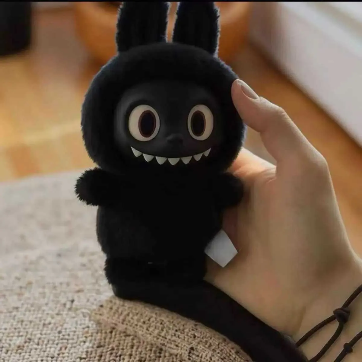 新機能Labubu Black African Edition Doll Doll Blind Boxかわいい人形