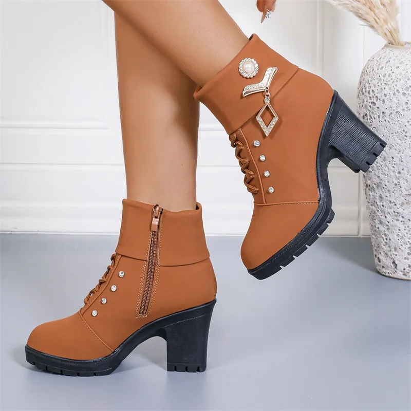 hot Free Shipping Designer Boots For Women Autumn New Simple And Versatile Fashion Vintage Casual Black Martin Boots_desvips.com