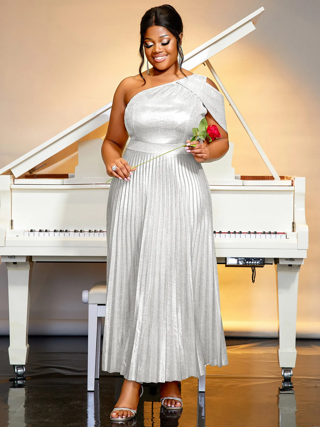 Women Shiny Silver Long Pleated Party Dress One... From 21,51 | DHgate Women Shiny Silver Long Pleated Party Dress One... From 21,51 | DHgate