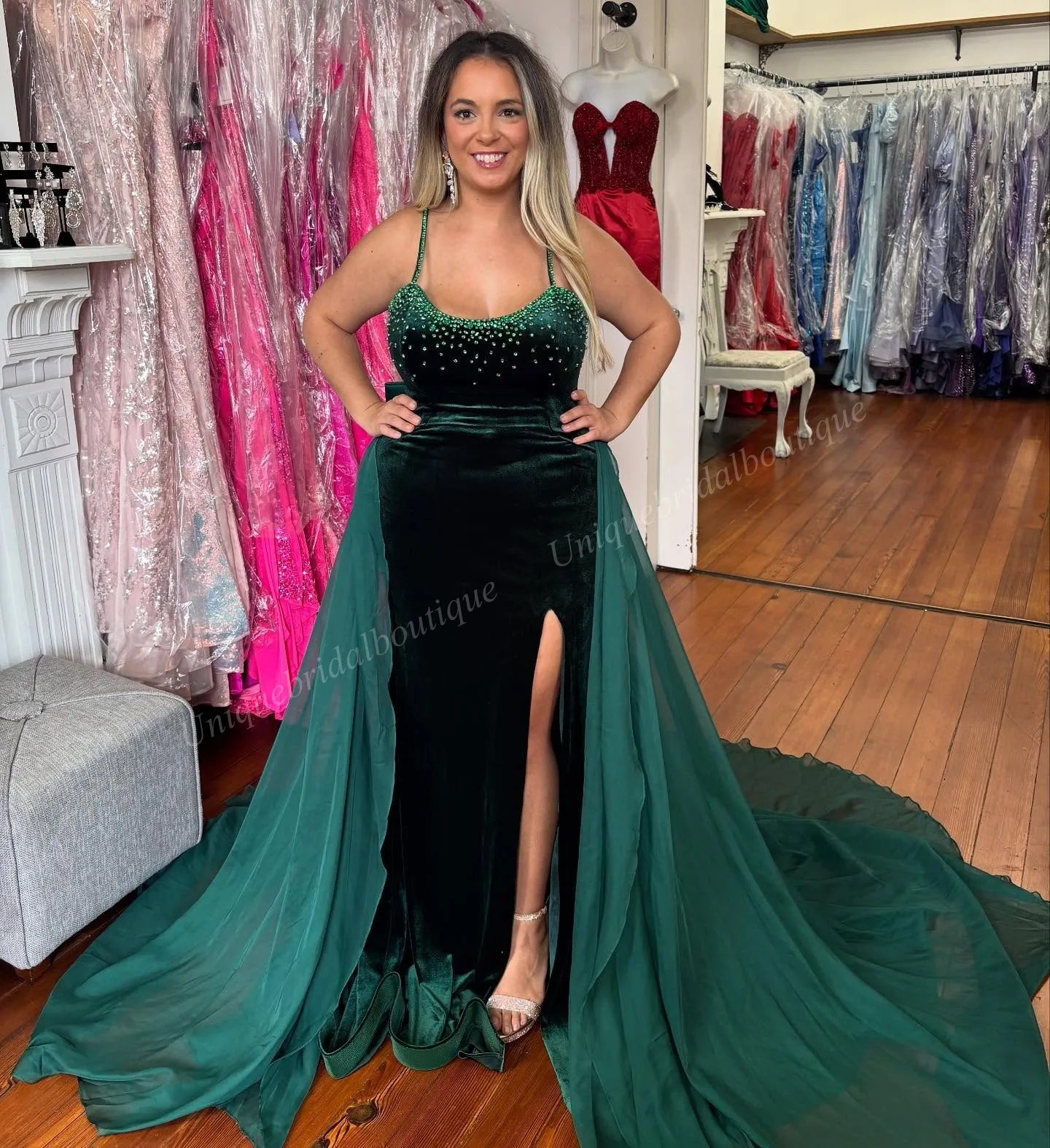 Emerald Green Velvet Prom Queen Dress Detachable Chiffon Bow Train Fitted  Pageant Winter Formal Evening Cocktail Party Runway Black-Tie Gala Guest ...