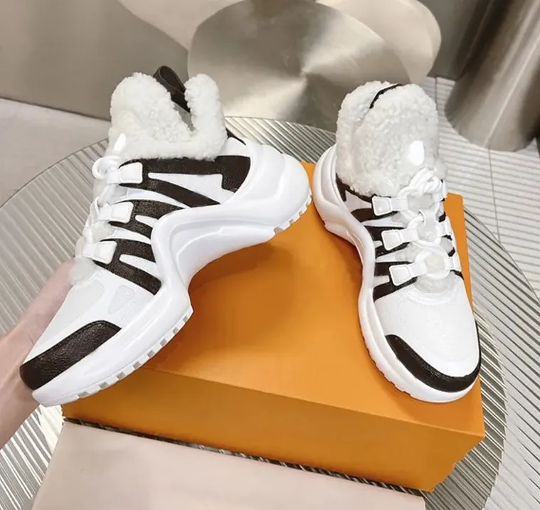 Women Casual Shoes Winter Fluffy Trainers Velvet Calf Leather Mesh