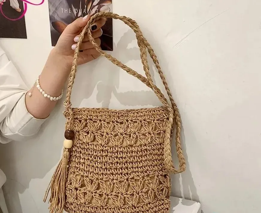 Handmade Straw Designer Straw Evening Bag With Tassel Design Perfect For Summer Vacation Beach And Small Essentials From Gualian 17.41 DHgate.Com